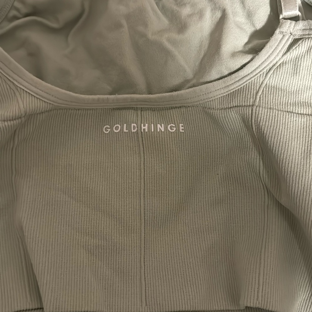 Goldhinge crop top